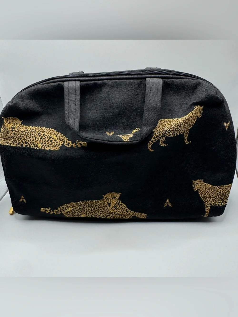 VTG Womens Leopard Print Black Zipper Travel Case with Pouch Set Maximalist